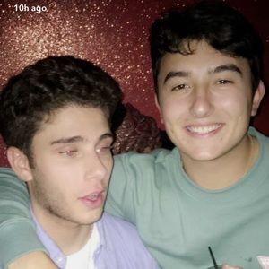 Meet your Posher, Gregory